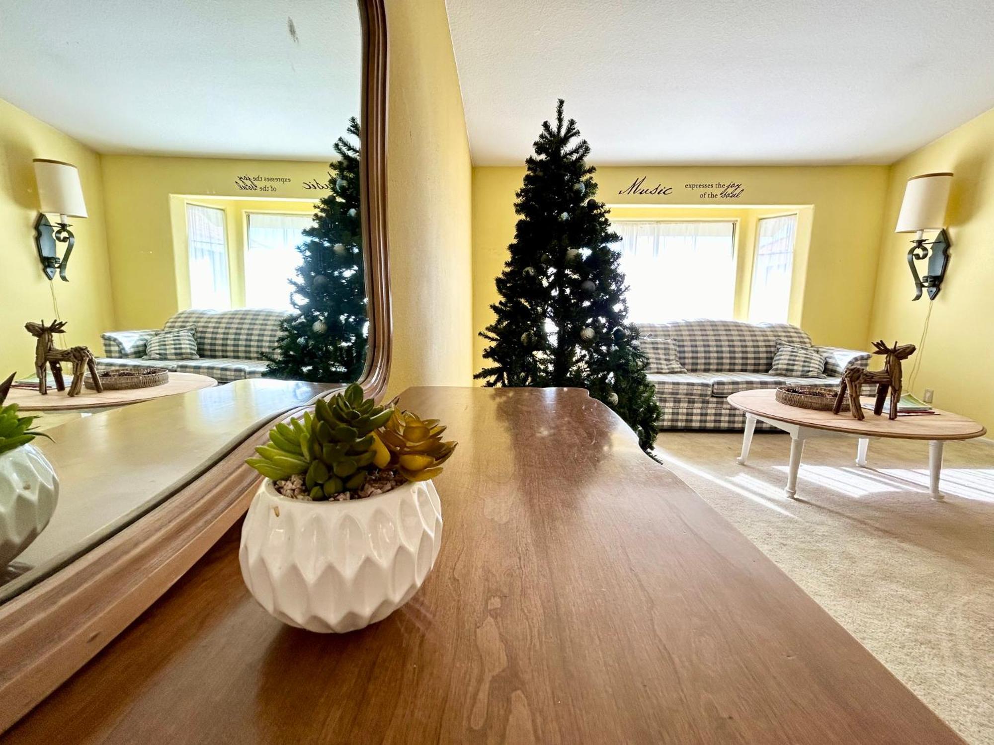 Festive Haven Room Hemet Eksteriør billede